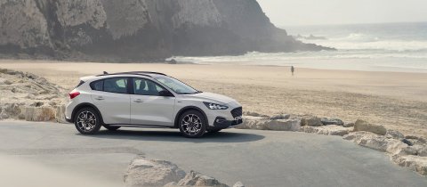 ford_2018_focus_active__08