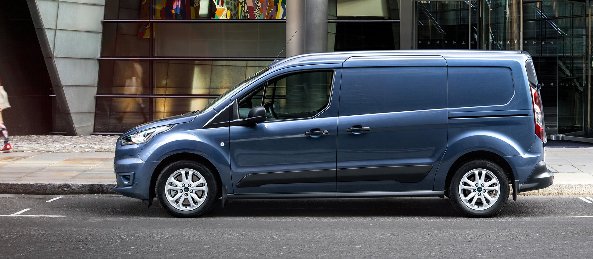 2018_ford_transit_connect_01